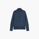 Women's sweater with turtleneck and ribbed texture