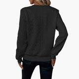 Women's pullover with zipper at the neckline and cable knit surface