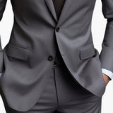 Men's Suit with Single-Breasted Jacket and Slim Fit