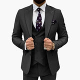Men's Three-Piece Suit with Slim Fit for All Seasons