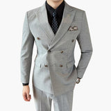 Men's Three-Piece Suit with Check Pattern and Lapel Collar