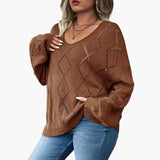 Women's Oversized Sweater with Round Neck and Long Sleeves